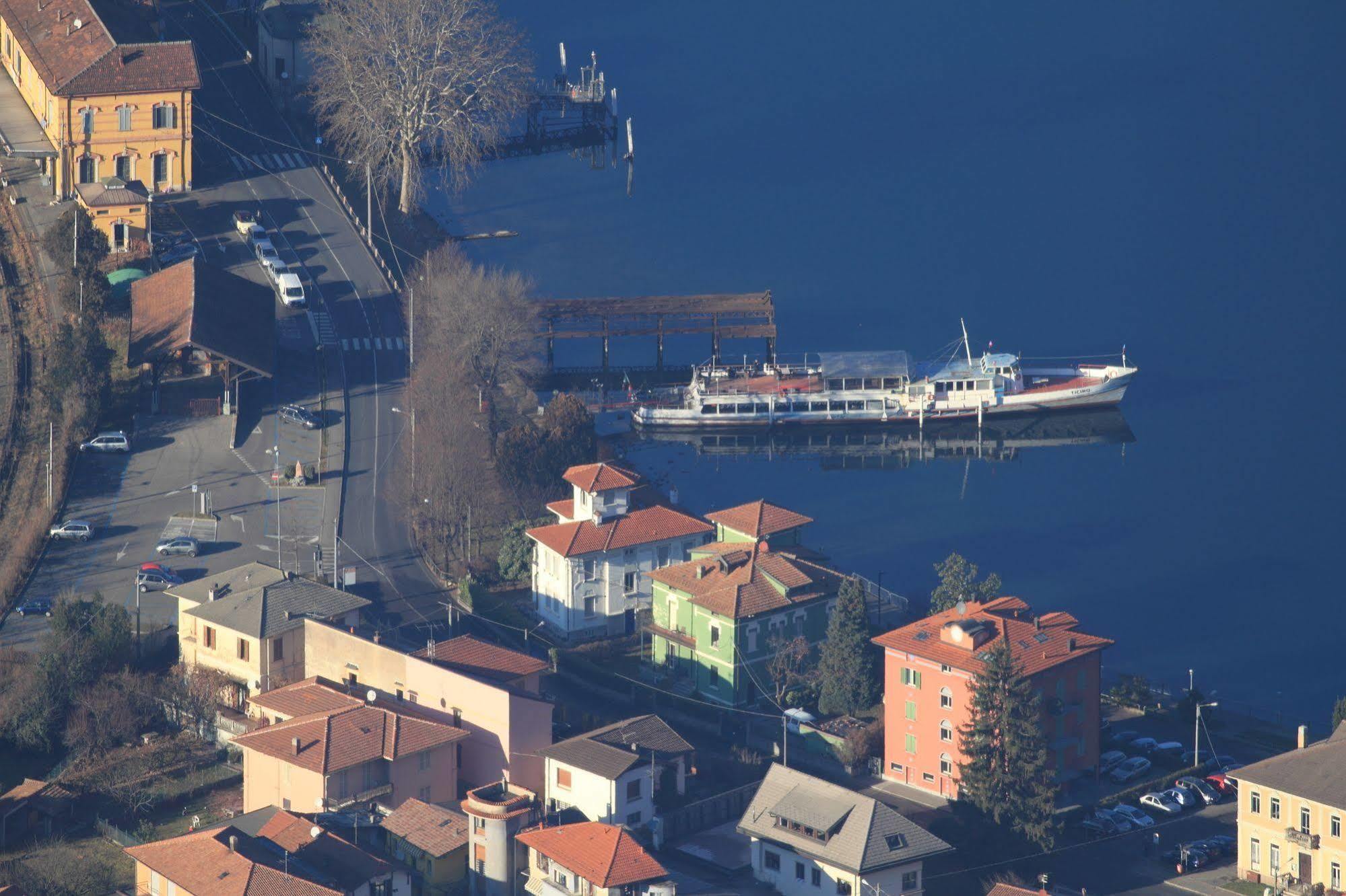 Hotel Il Canneto Porto Ceresio Buitenkant foto