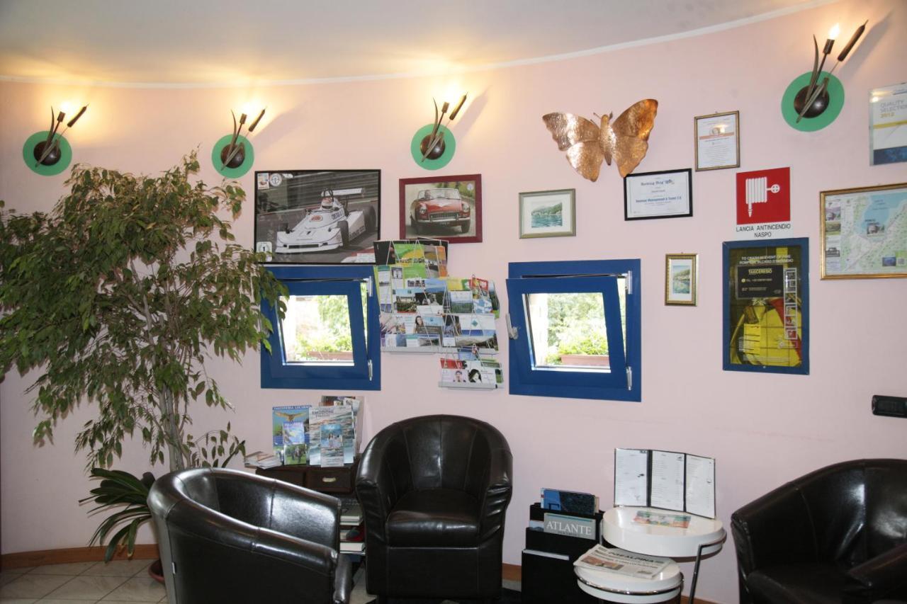 Hotel Il Canneto Porto Ceresio Buitenkant foto
